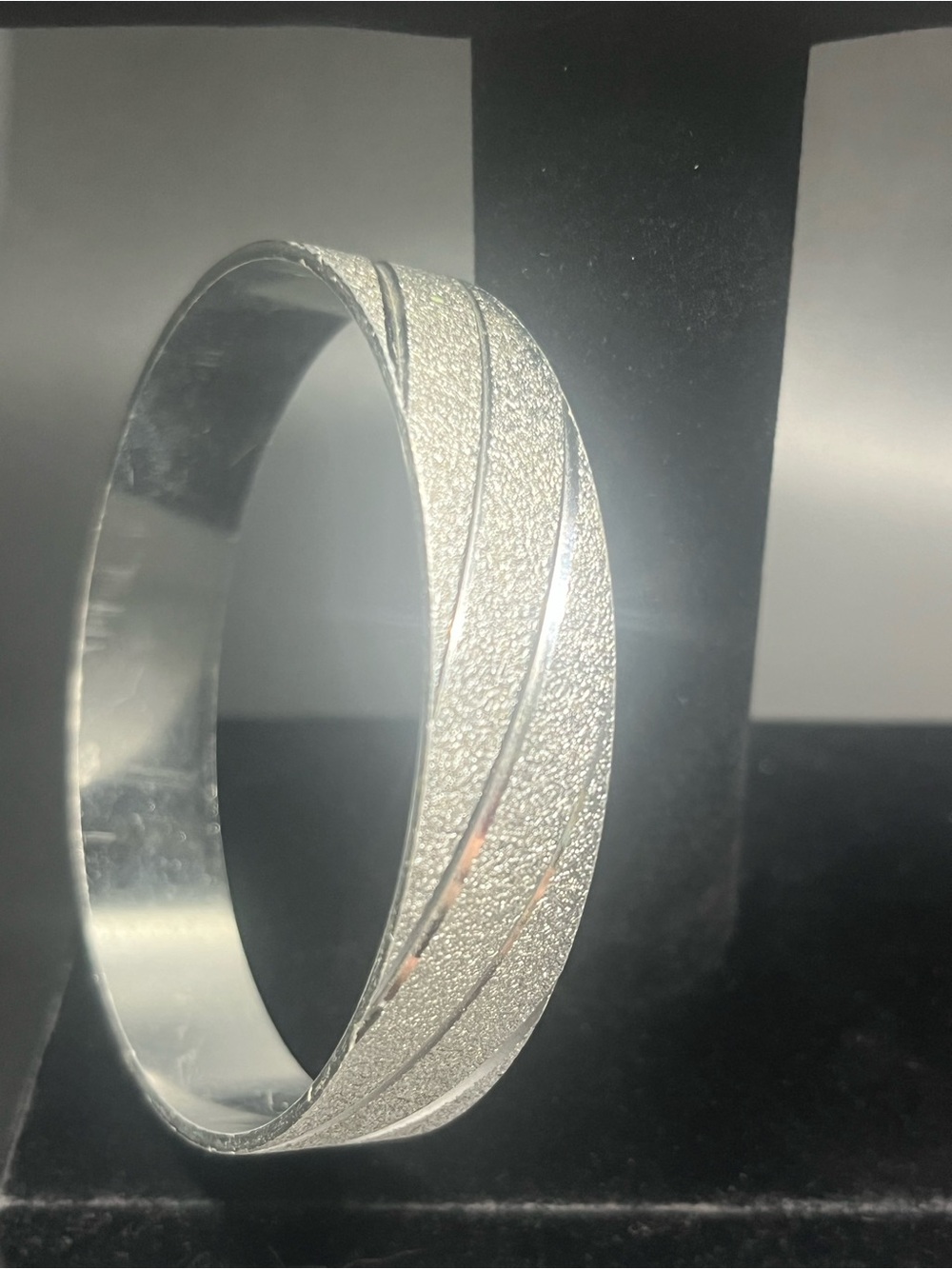 Vintage West Germany silver tone textured bangle bracelet mod minimalist